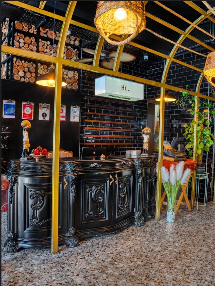 Anjeliq Downtown Boutique Hotel 阿拉尼亚 外观 照片